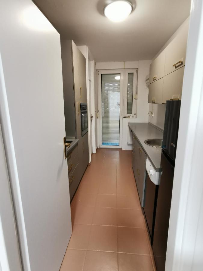 Family Apartment Tuzla Eksteriør billede