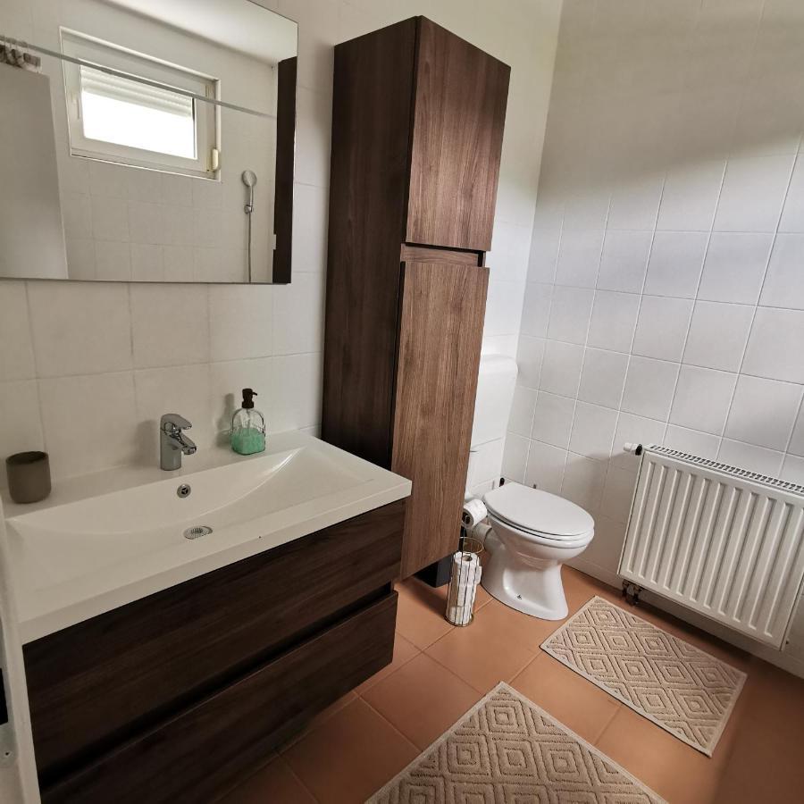 Family Apartment Tuzla Eksteriør billede